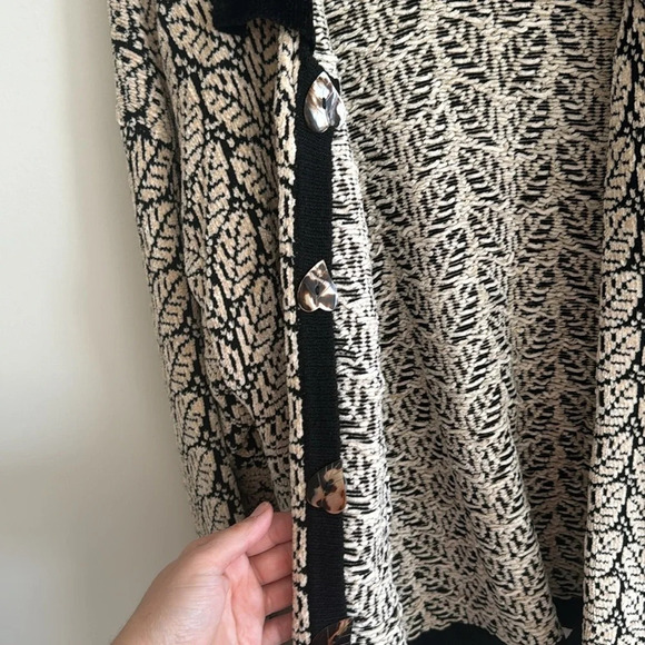 Vintage 90s Dia wool leaf print oversized chunky cardigan sweater size Large - Picture 7 of 12